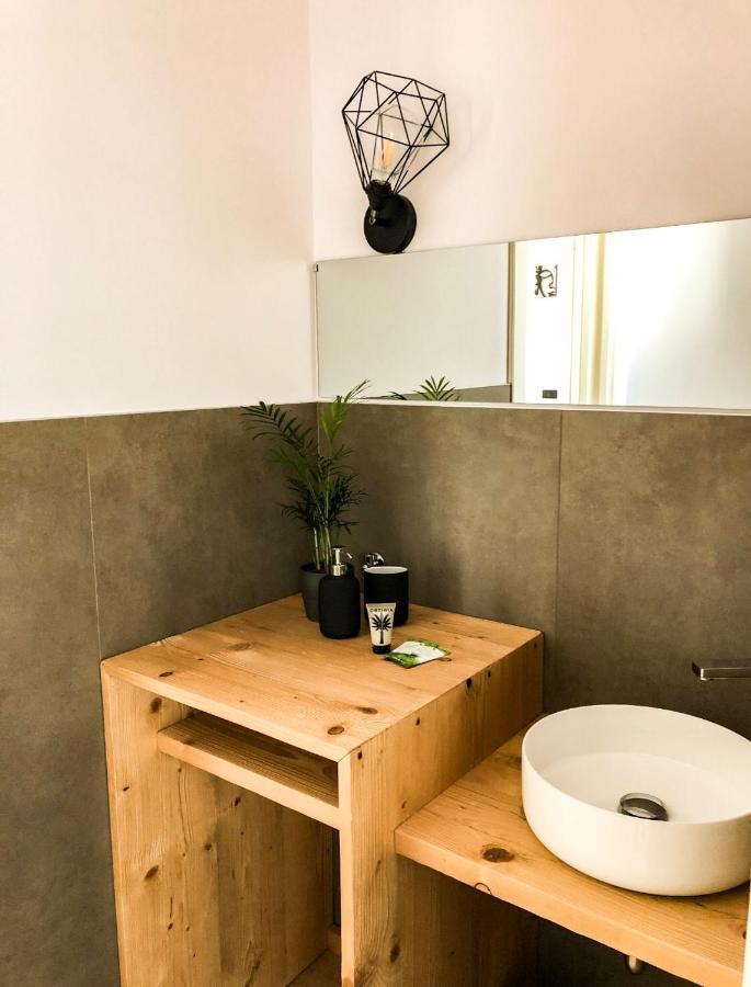 Casa Rita Apartment เบรเชีย ภายนอก รูปภาพ
